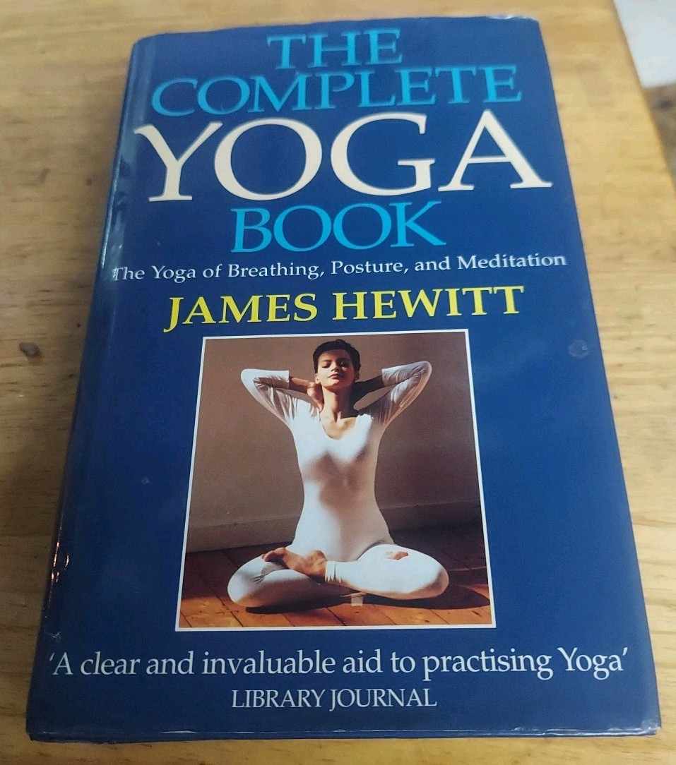 Complete Yoga Book by Hewitt, James Hardback Book !!