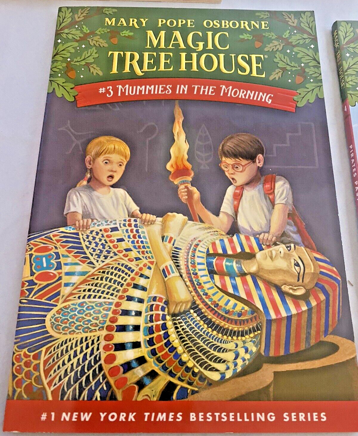 Magic Tree House Chapter Books 1-4 Boxed Set Paperback Mary Pope Osborne