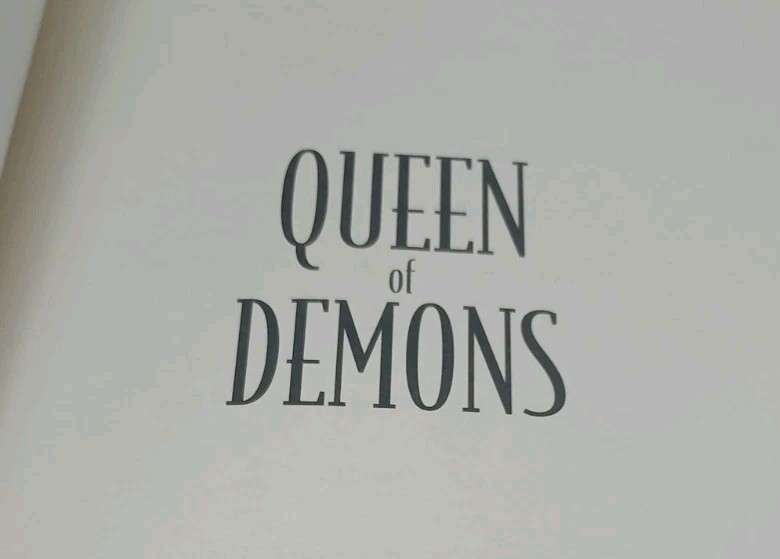 Queen of Demons by David Drake, 1998, Hardcover DJ 1st edition, 1st Printing.🔥