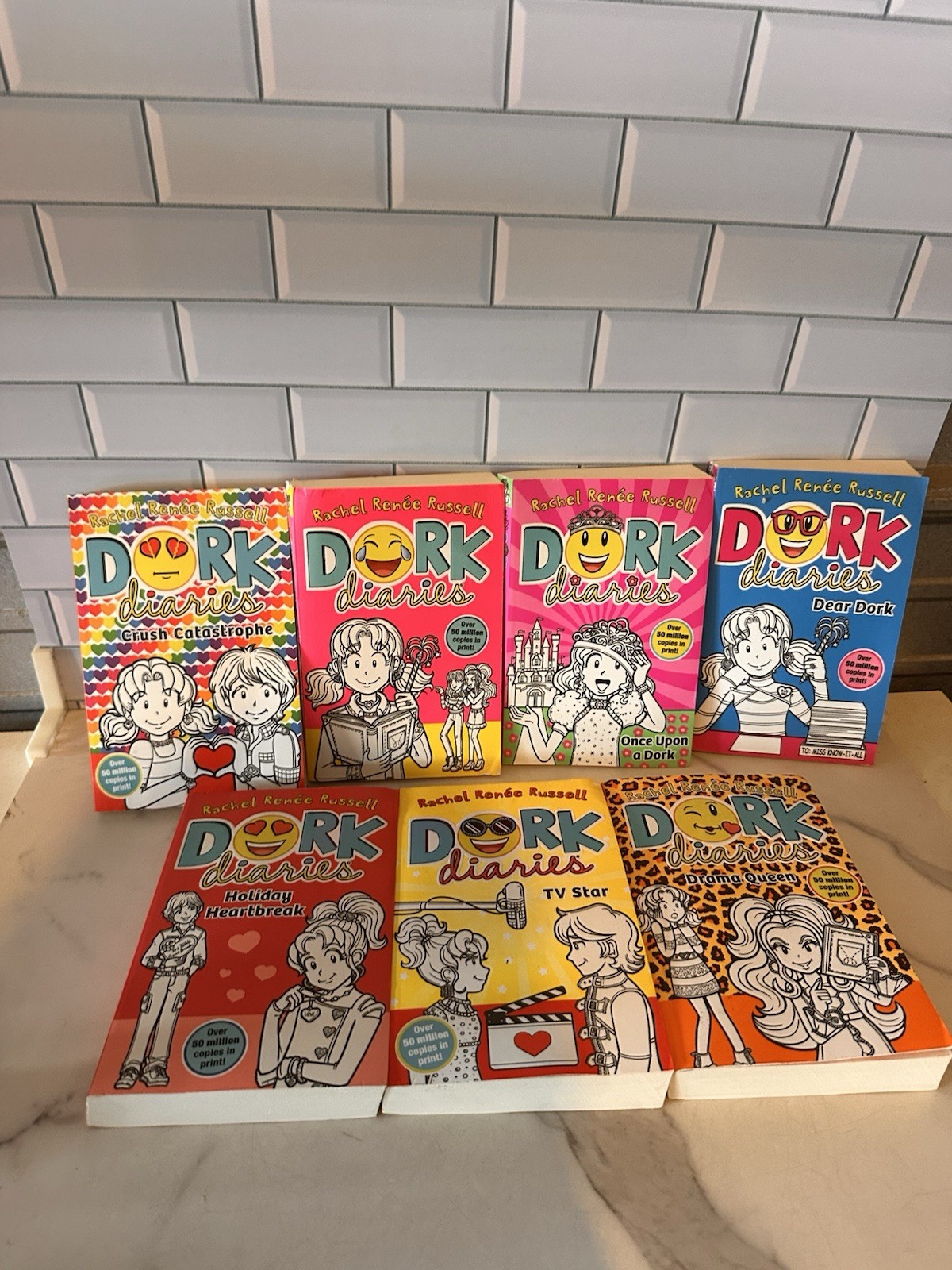 Dork Diaries: Lot Of Pb Books Lot Of 7 (511)