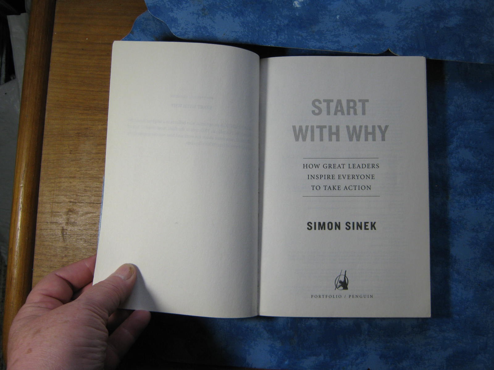 START WITH WHY Simon Sinek SC 2011 How Great Leaders Inspire Action VGC