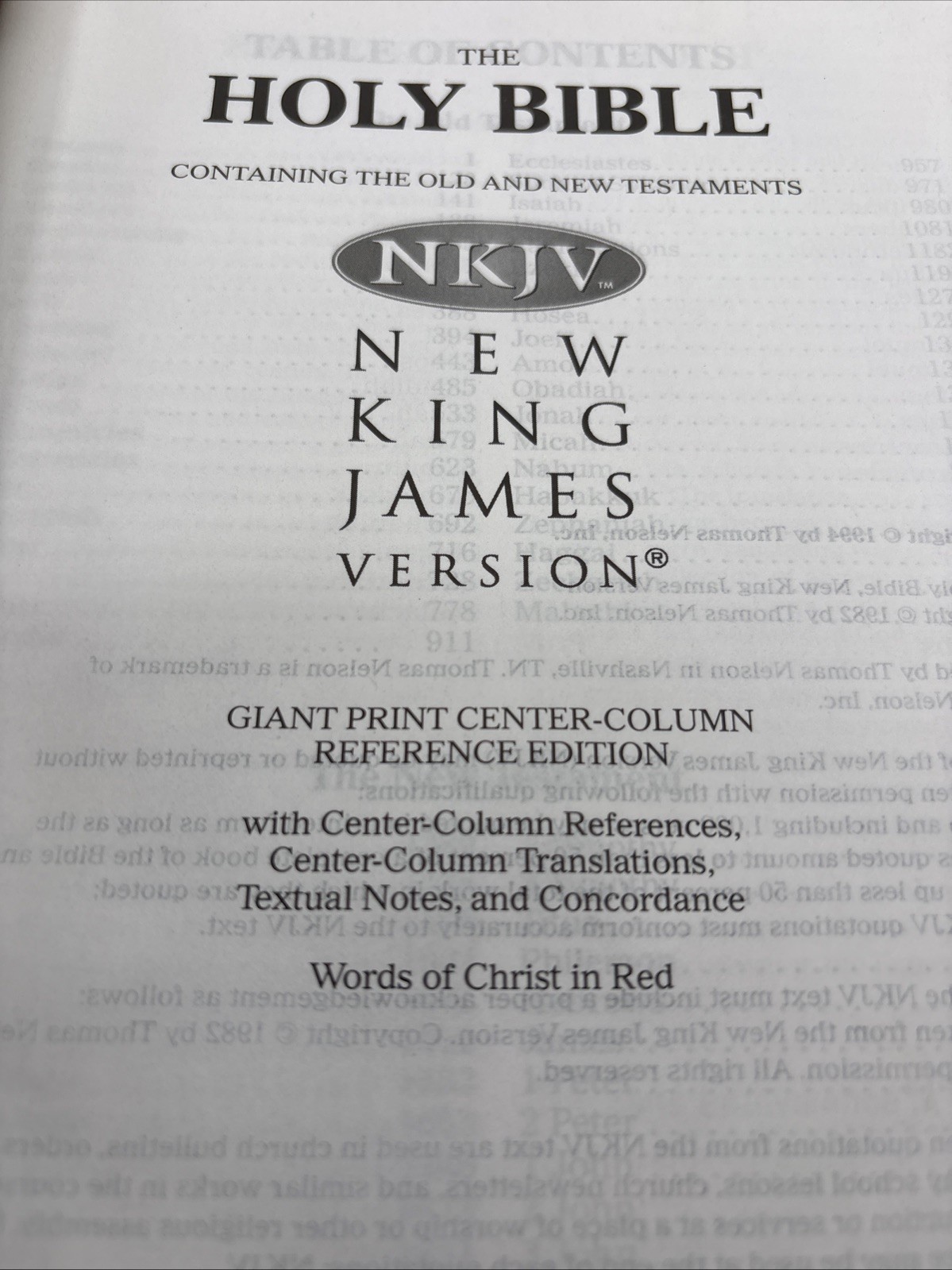 NKJV Bible Giant Print Center-Column Reference Nelson Bonded Leather