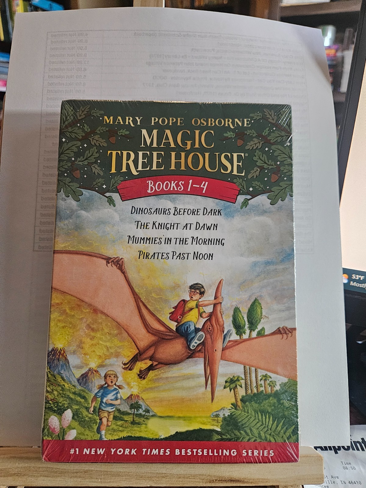 Magic Tree House Books 1-4 Boxed Set Mary Pope Osborne New ISBN 9780375813658