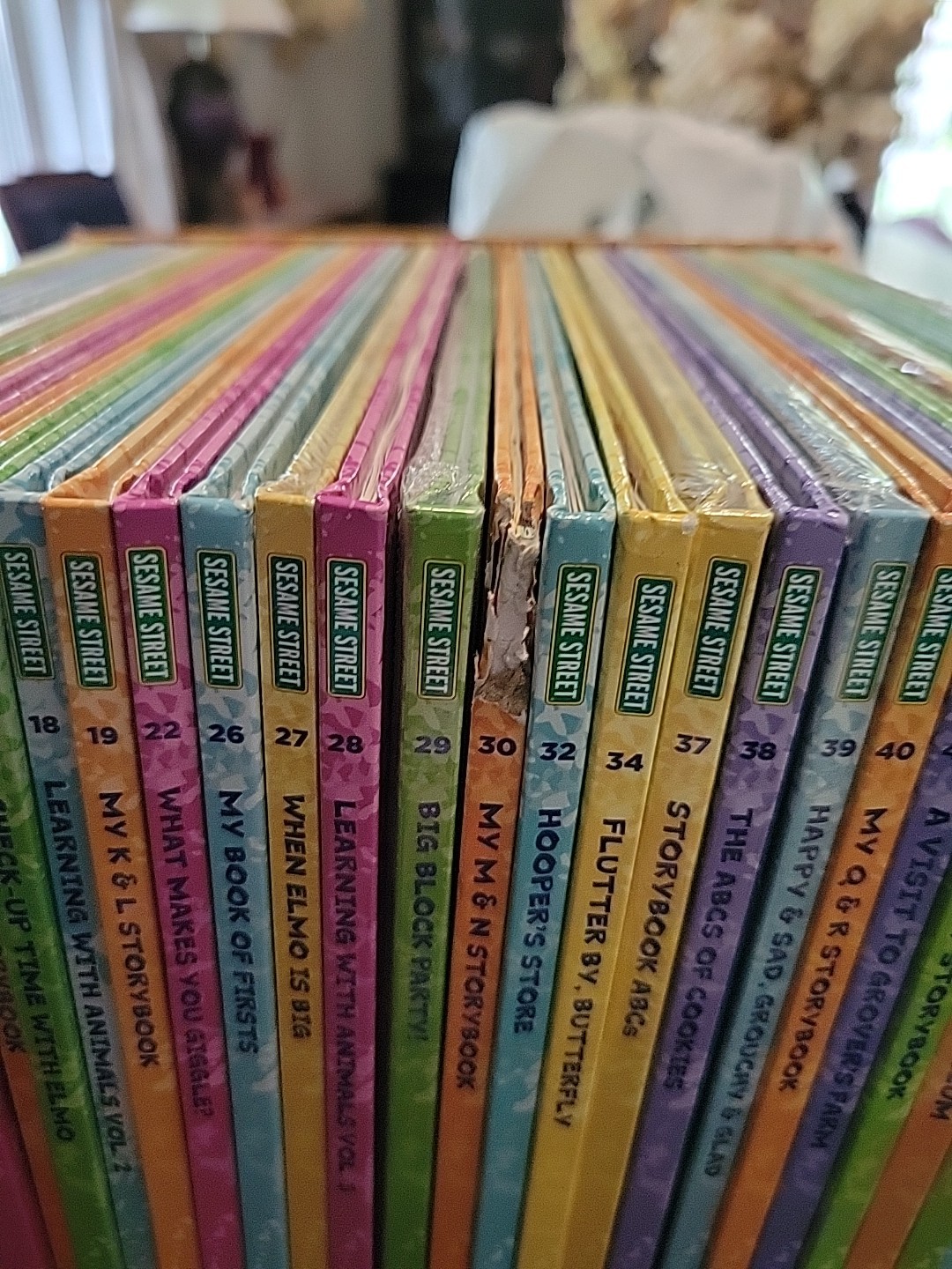 Lot 31 Sesame Street Elmos Learning Adventure Box Set Hardcovers – Some Sealed