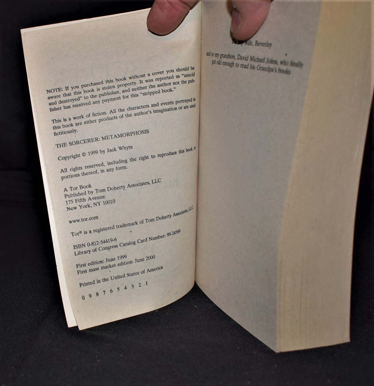 Sorcerer: Metamorphosis by Jack Whyte (c 1999) pages 494 [Camulos Chronicles]~PB