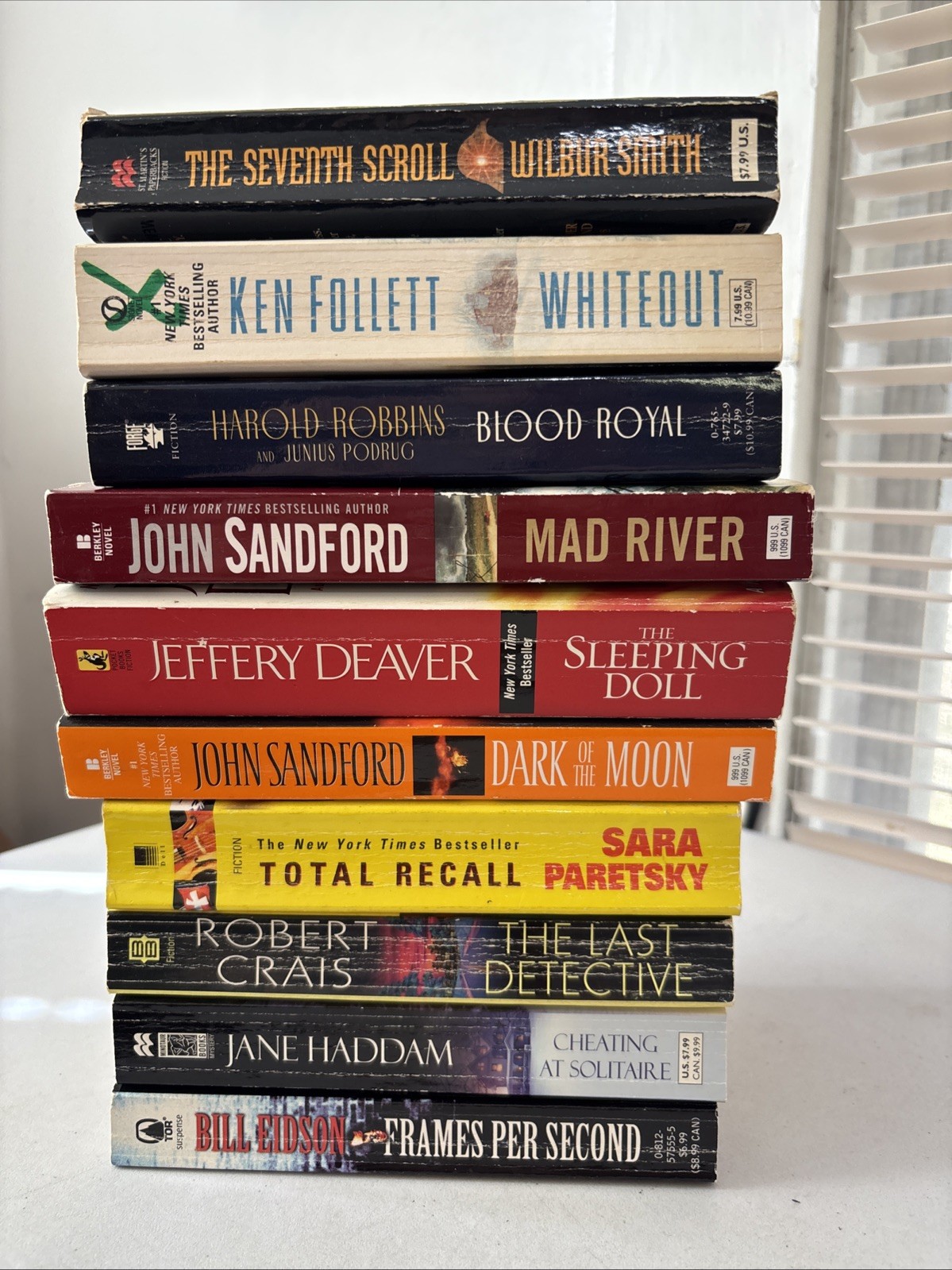 Lot of 10 – Mystery and Thrillers – Mixed Authors – FREE SHIPPING