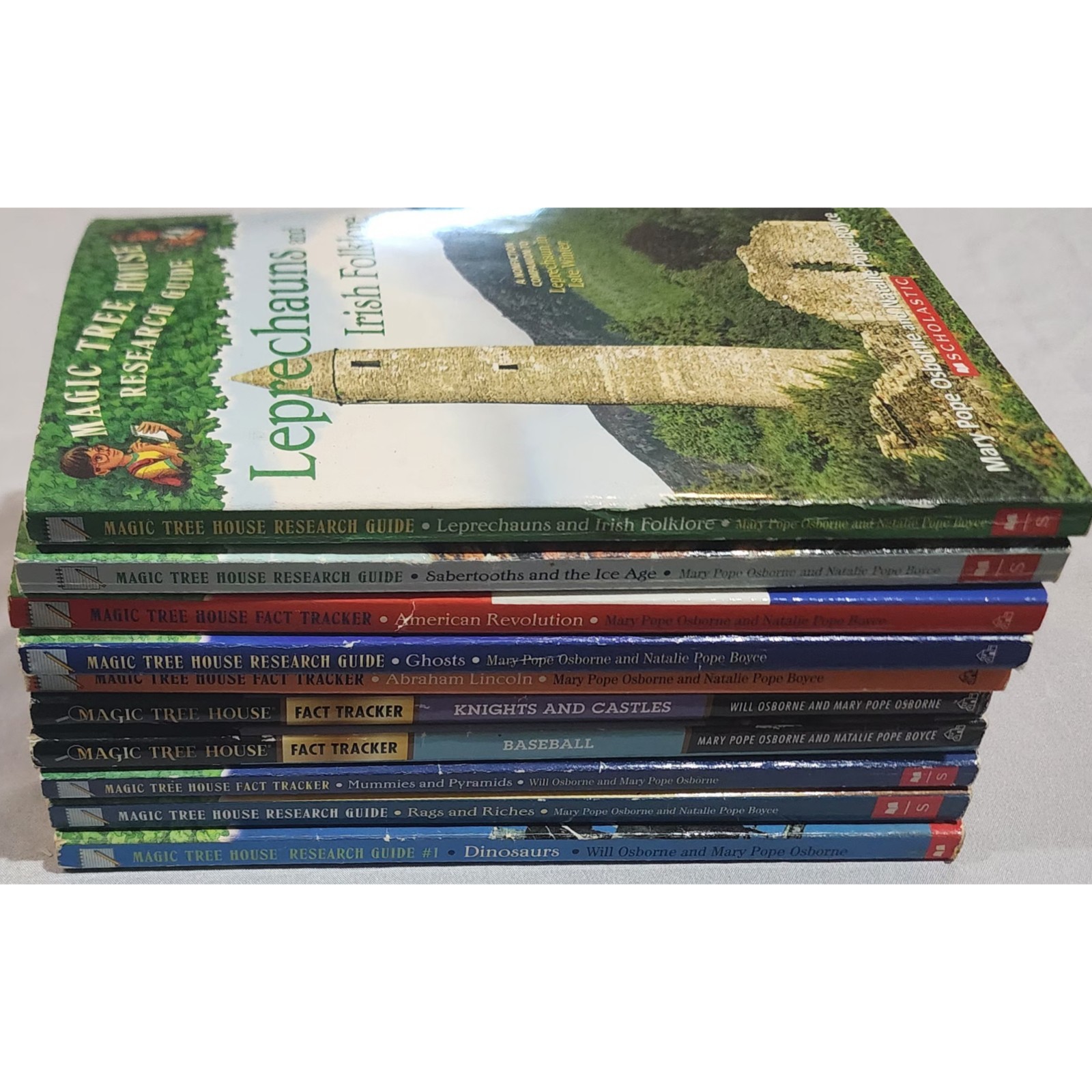 Lot of 10 Magic Tree House Book Series RESEARCH GUIDES / FACT TRACKERS