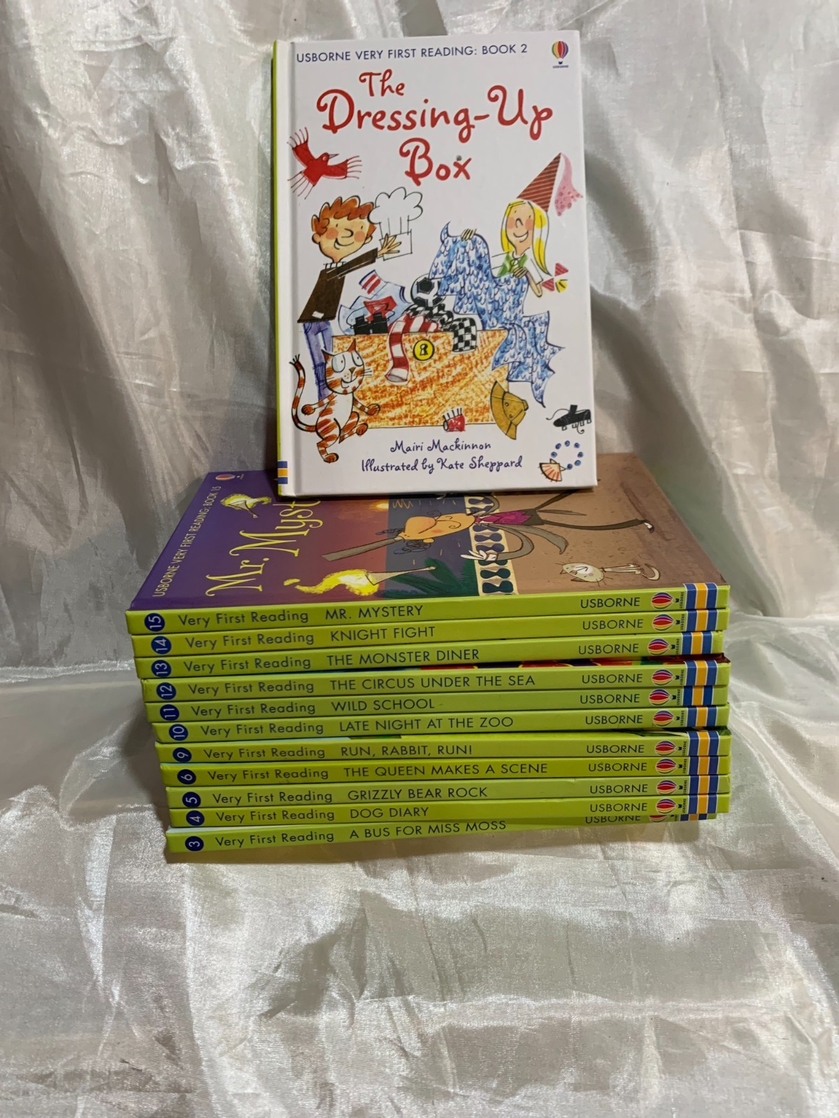 Usborne Books Very First Reading Library Set of 12 Hardcover Book Learn to Read