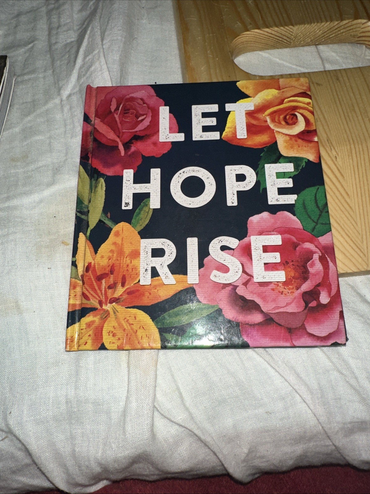 Let Hope Rise – Prayer Faith Book