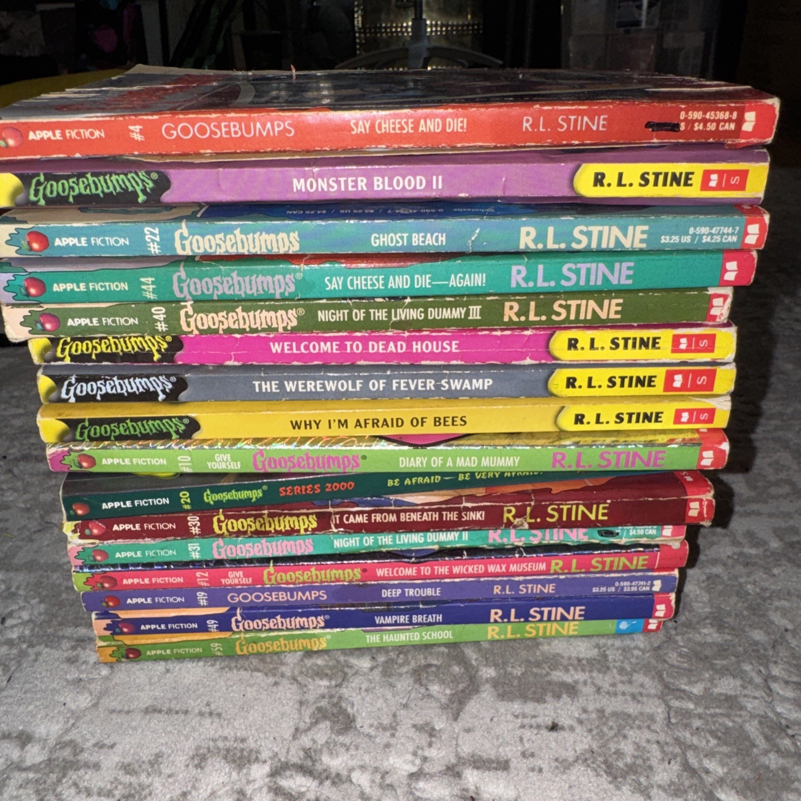 Goosebumps R.L Stine Apple Fiction Lot of 16 Scholastic Books Vintage 90s Horror