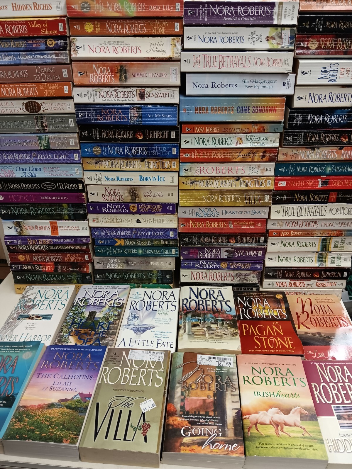 Lot of 10 Nora Roberts Romance Novels PAPERBACK *RANDOM* Books MIX