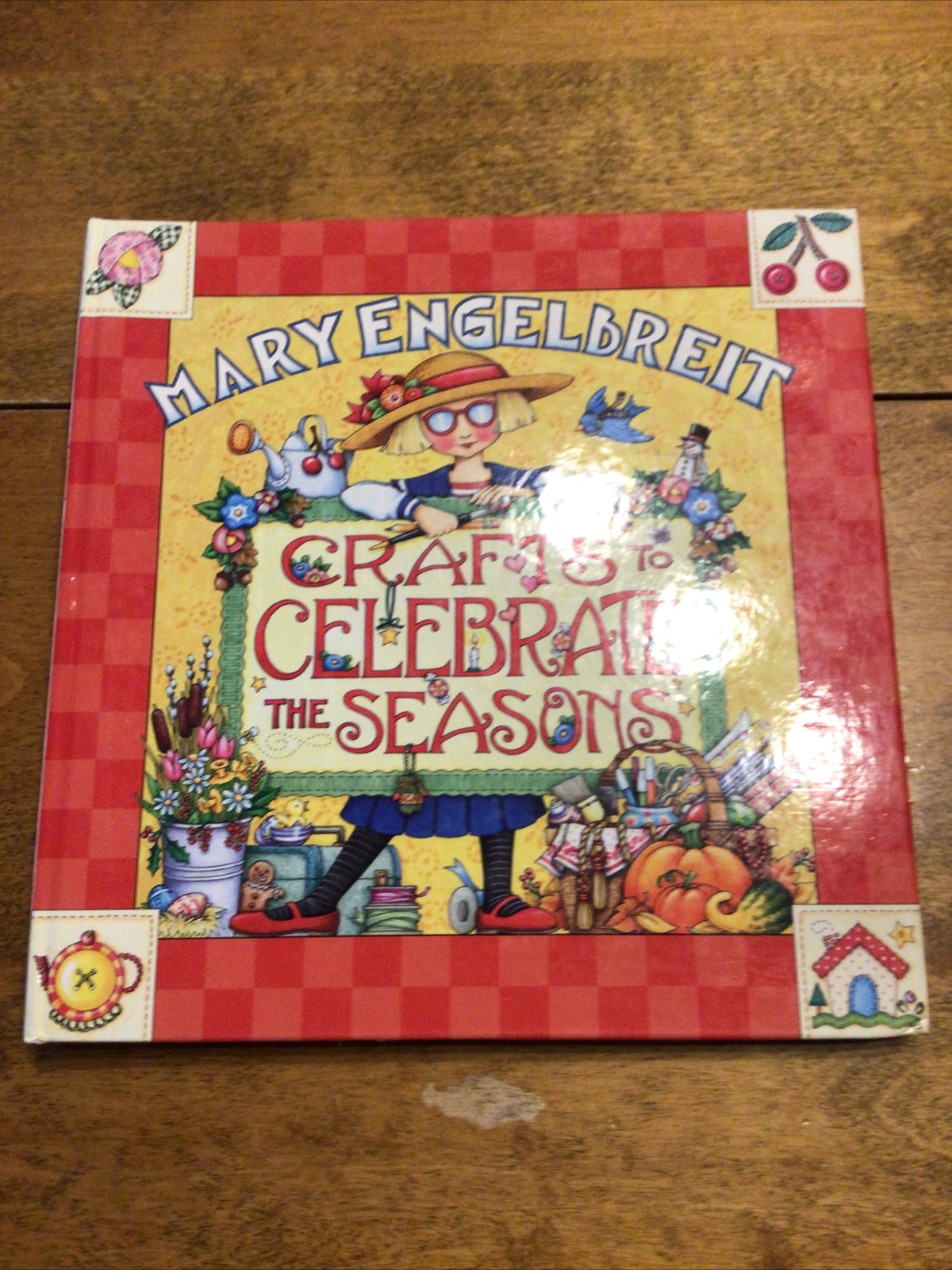 Crafts to Celebrate the Seasons (1999, Spiral)
