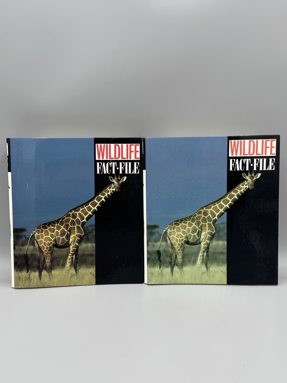 Wildlife Fact File Lot of 2 Binders 307 Animal Cards Incomplete Groups 1-11 READ