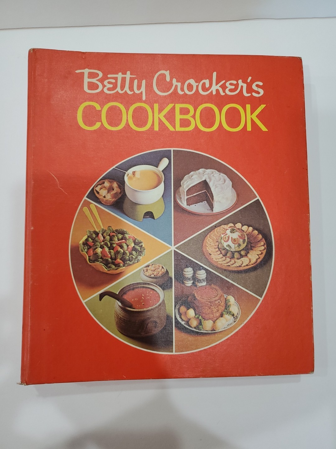 Vintage 1972 Betty Crocker’s CookBook 15th Printing 1972 cook book