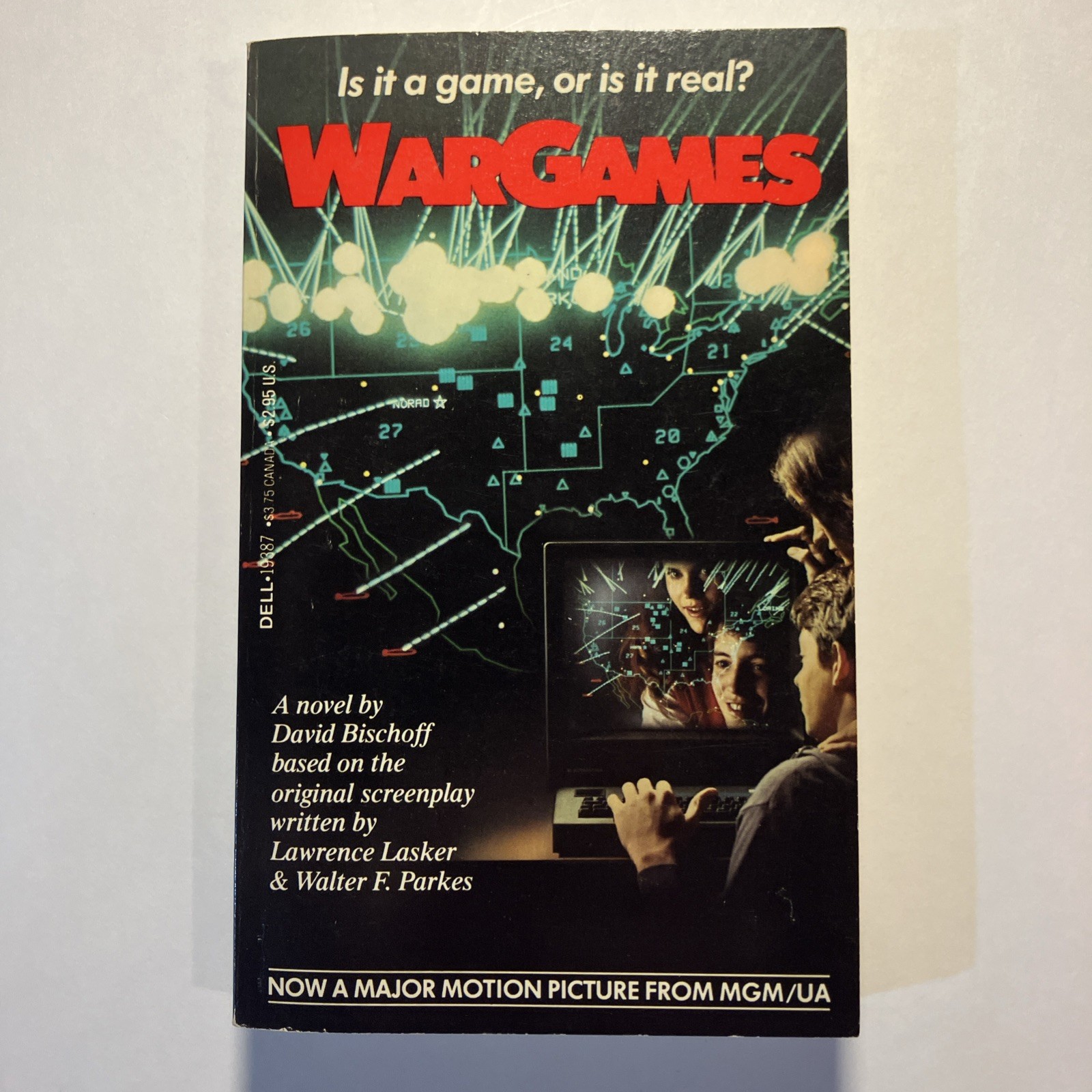 War Games by David Bischoff 1983 1st Printing Very Good See Pics For Condition