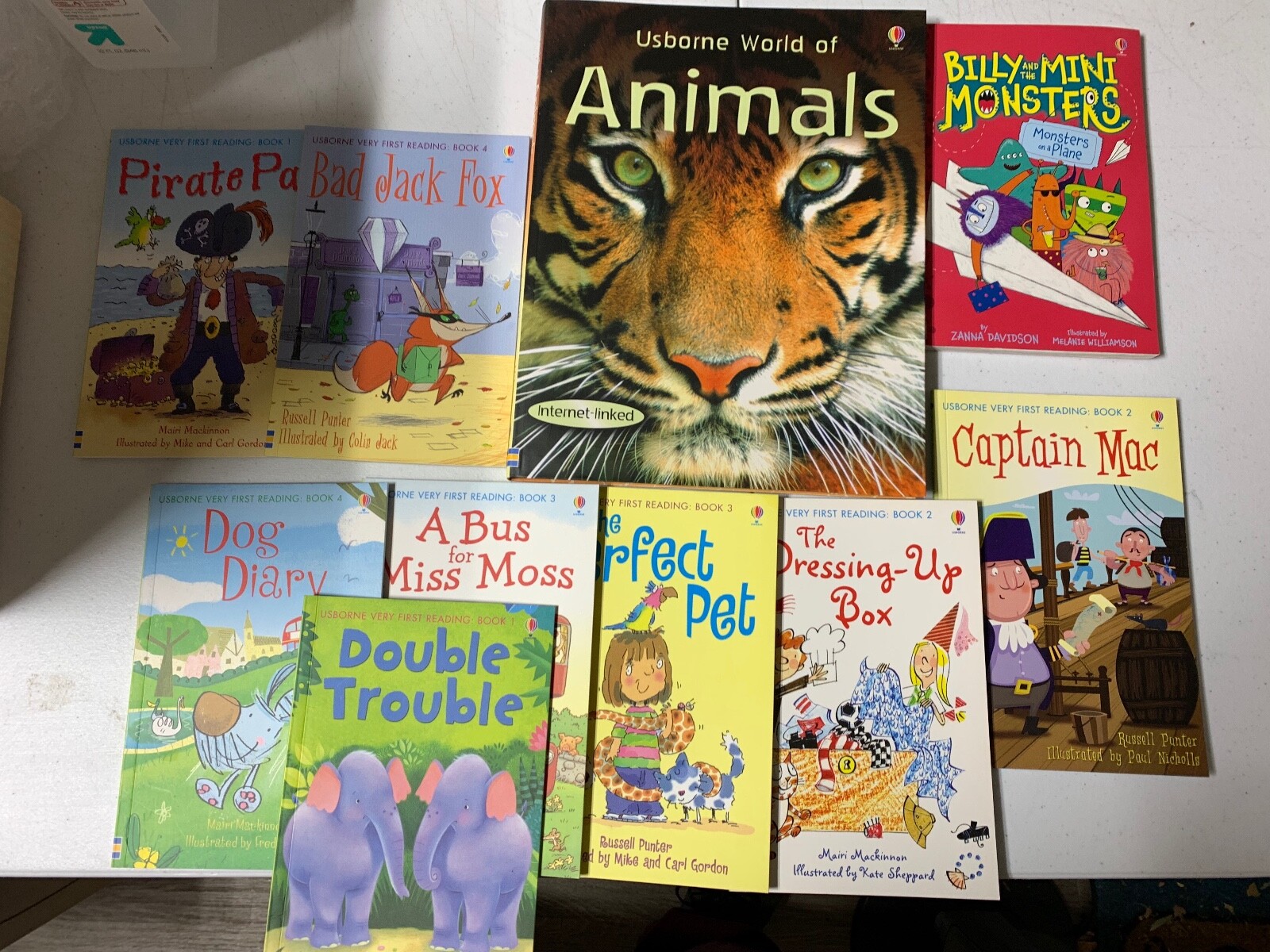 Usborne Book Lot Very First Reading Set; LOT Of 8 + World of Animals More