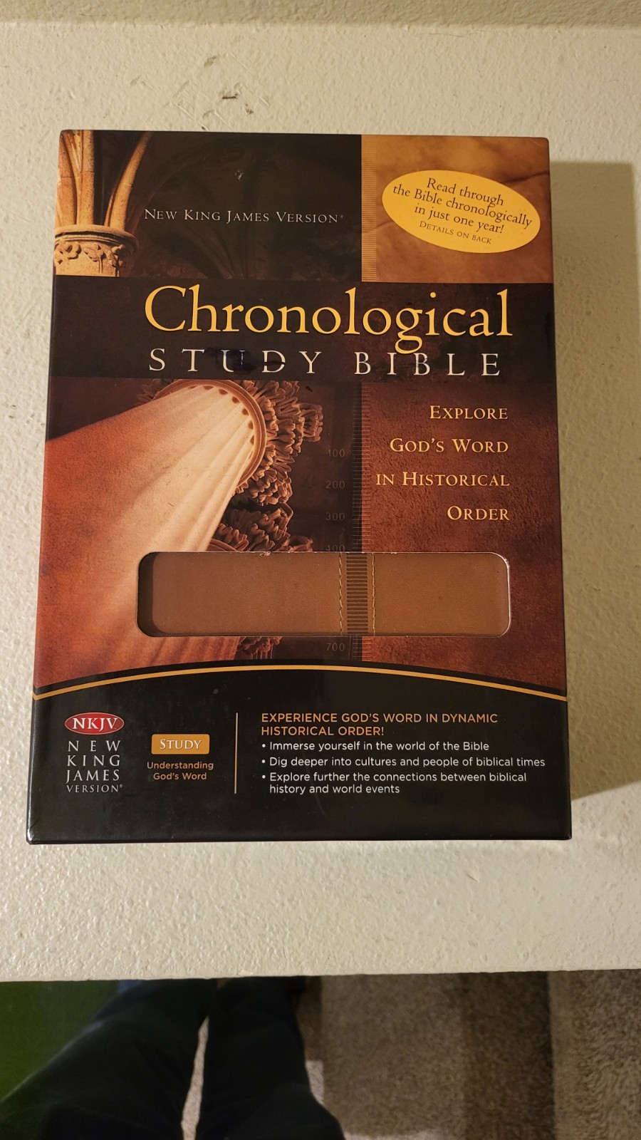 NKJV Chronological Study Bible Brown Leathersoft