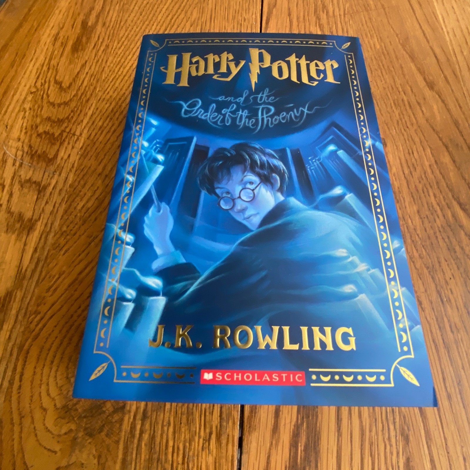 Harry Potter Paperback Box Set Books 1-7 Deluxe Edition