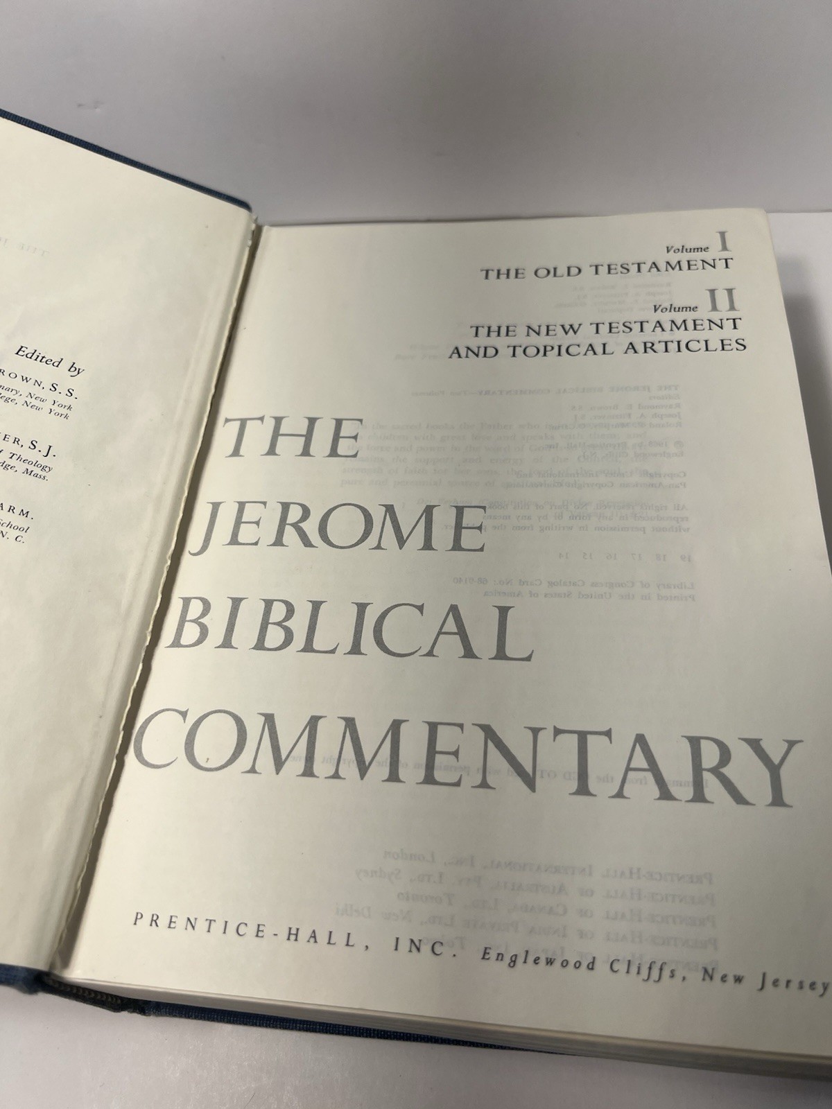 The Jerome Biblical Commentary Brown Fitzmyer Murphy 1968 HC Blue Maps Vintage