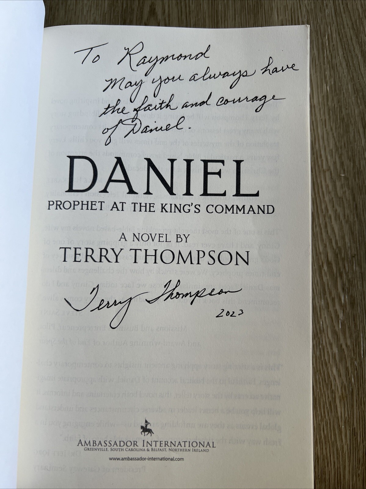 Daniel : Prophet at the King’s Command, a Novel by Terry Thompson – SIGNED