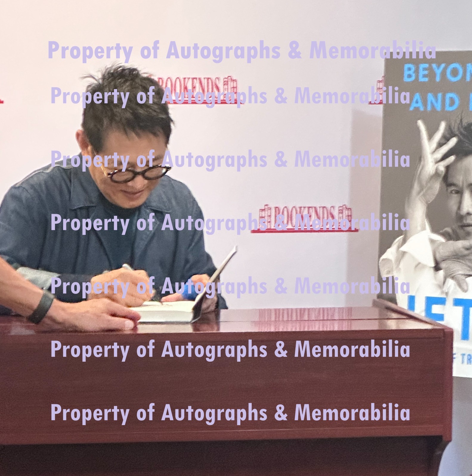 Jet Li Signed Beyond Life & Death Book + Photo & Video Proof 5/26 Bookends NJ