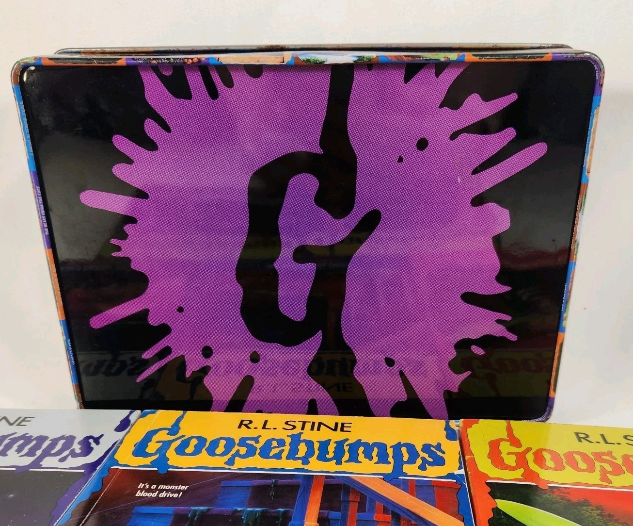 Goosebumps 25th Anniversary Retro Box Set by R. L. Stine METAL TIN with 5 BOOKS