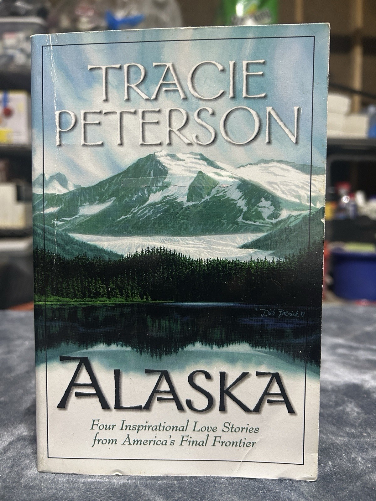 ALASKA BY TRACIE PETERSON-1984- 456 PAGES