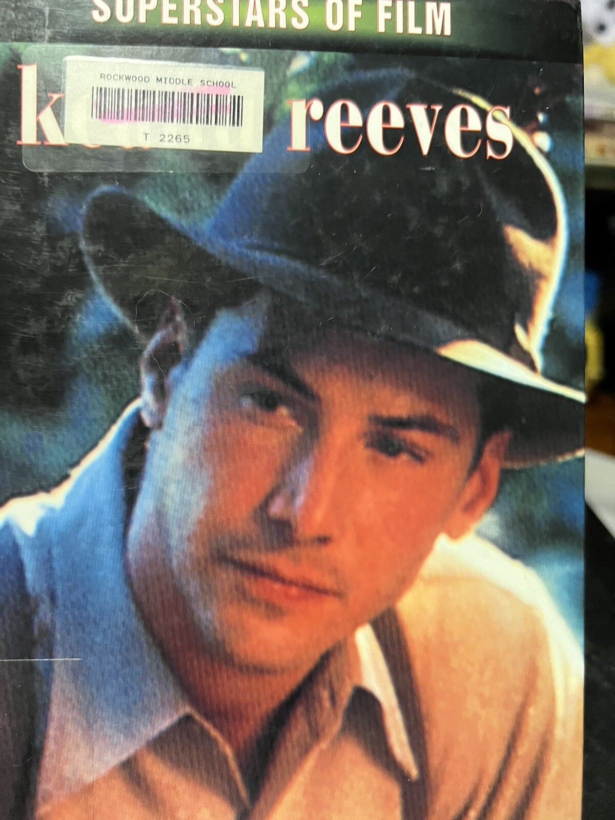 Keanu Reeves (Superstars of Film) by Membery, York Hardcover Book RARE 1998