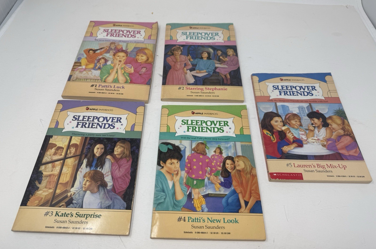 Vintage Sleepover Friends Book Lot Vol 1-5 Susan Saunders Scholastic Apple Paper