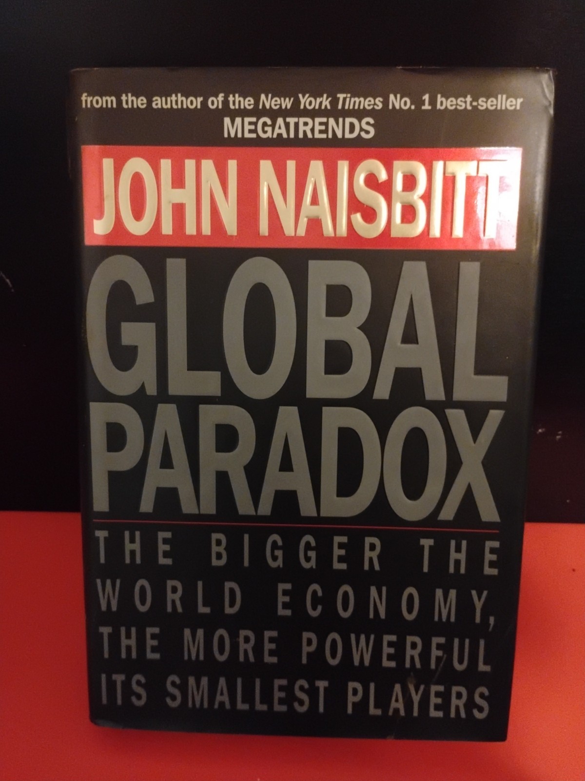 Global Paradox by John Naisbitt (1995