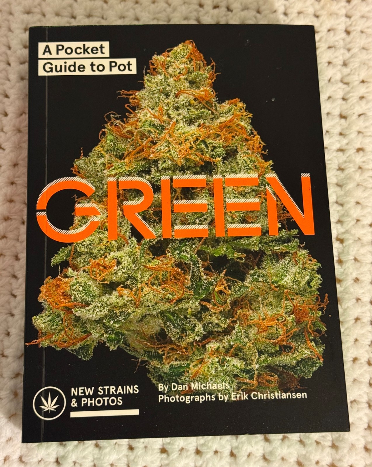 Green (2017, Trade Paperback) by Dan Michaels