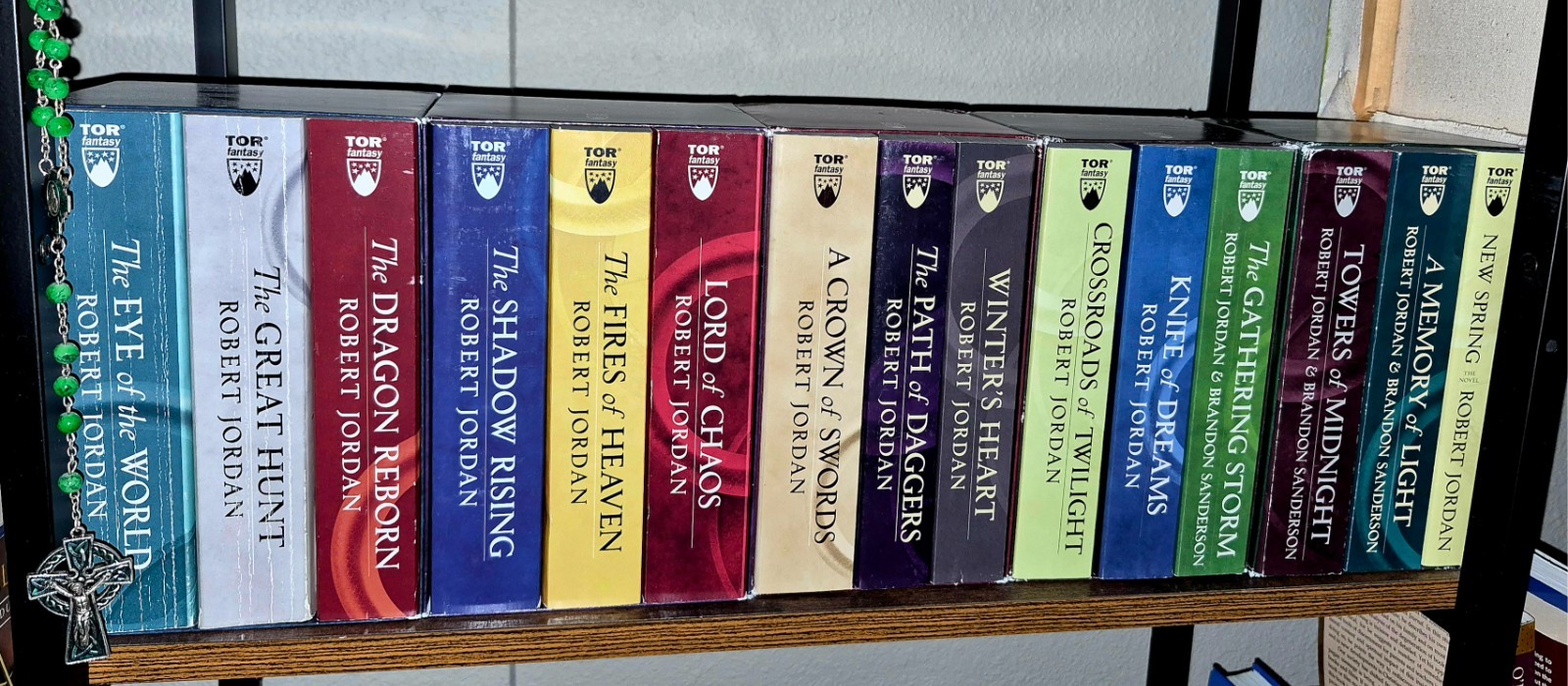 Wheel of Time complete sets Robert Jordan Brandon Sanderson mass mkt paperbacks
