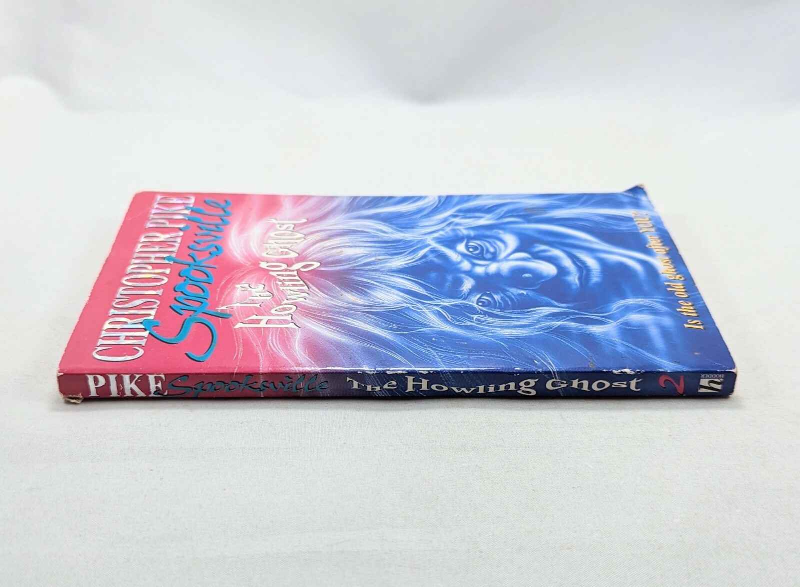 The Howling Ghost (Spooksville: 2) Christopher Pike 1995 VTG 1st Ed UK PB