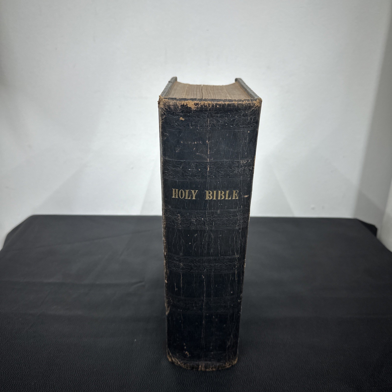 Rare 1800s BIBLE NEW YORK AMERICAN BIBLE SOCIETY 1846 Black Leather Vintage