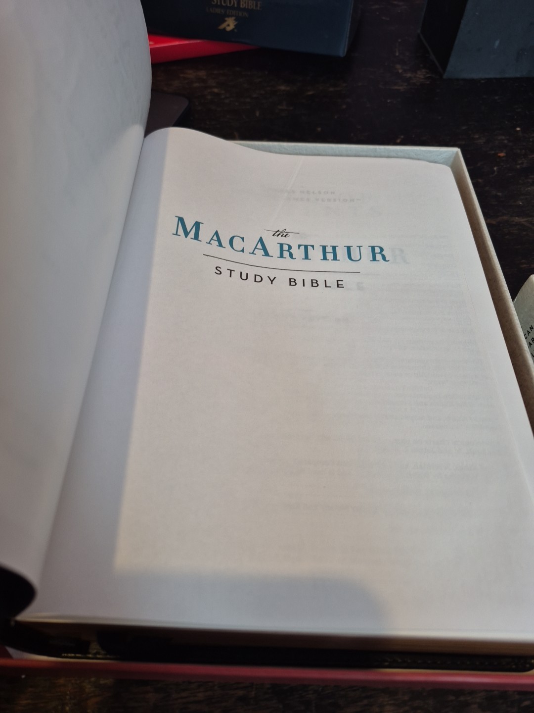 NKJV, MacArthur Study Bible, 2nd Edition, Leathersoft, Blue, Comfort Print: …