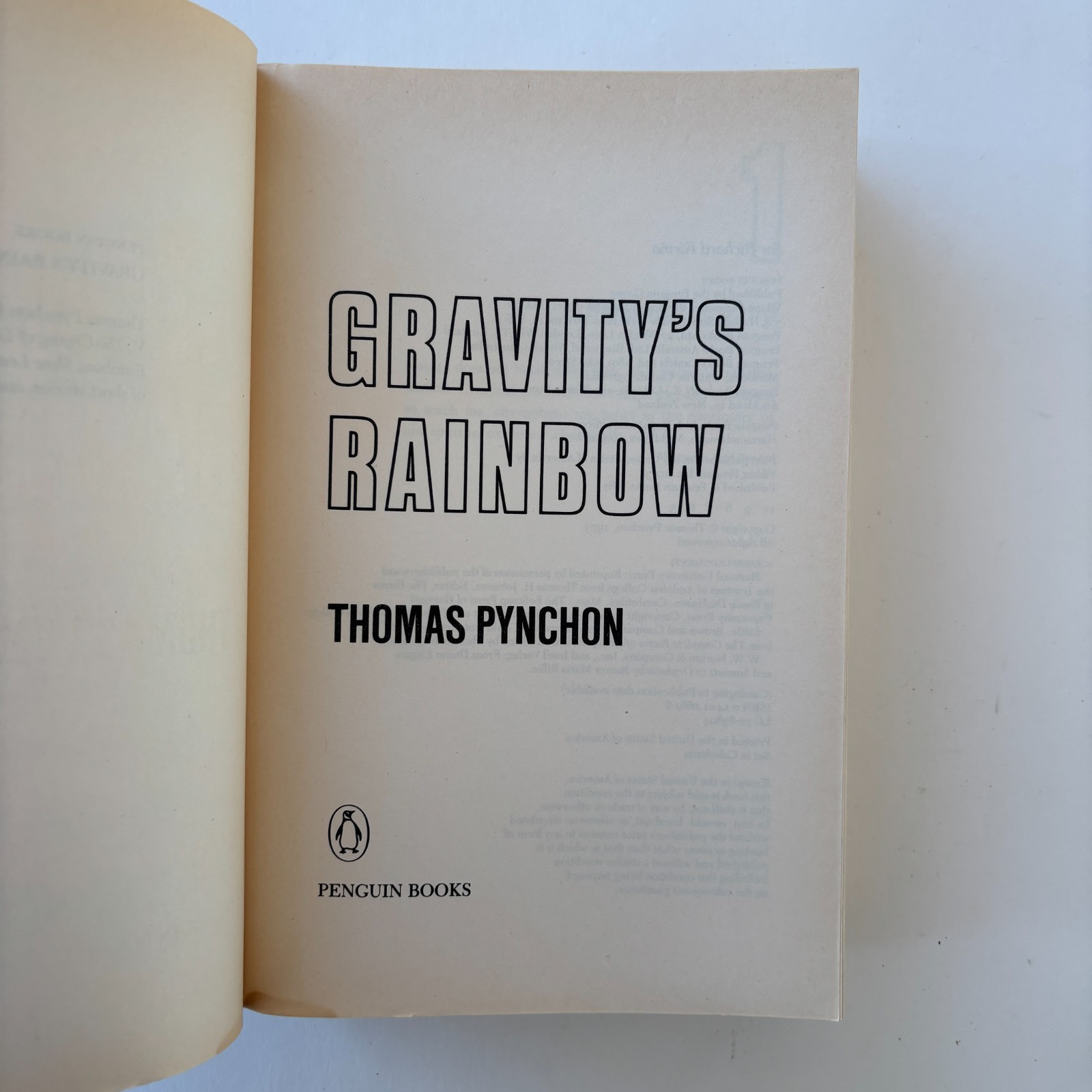 GRAVITY’S RAINBOW THOMAS PYNCHON 1987 Penguin PB