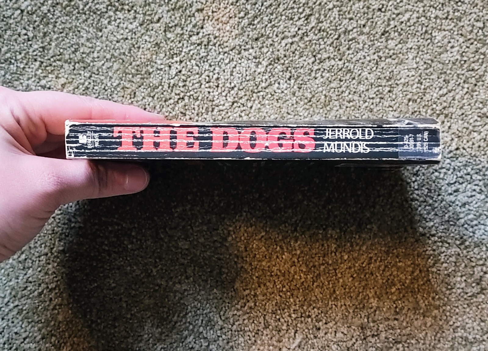 The Dogs – Jerrold Mundis