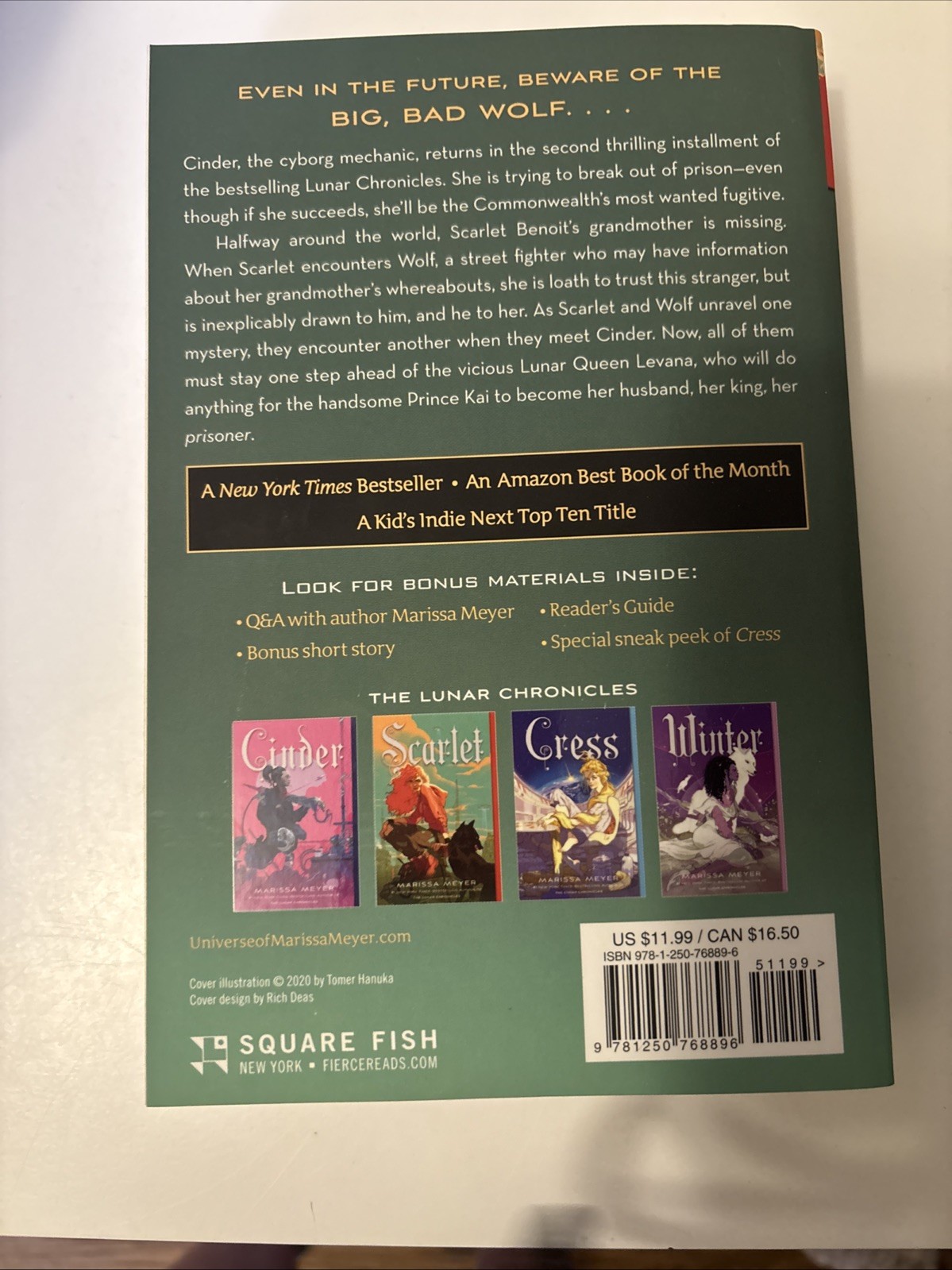 The Lunar Chronicles 4-Book Set Cinder Scarlet Cress Winter YA Fantasy PB