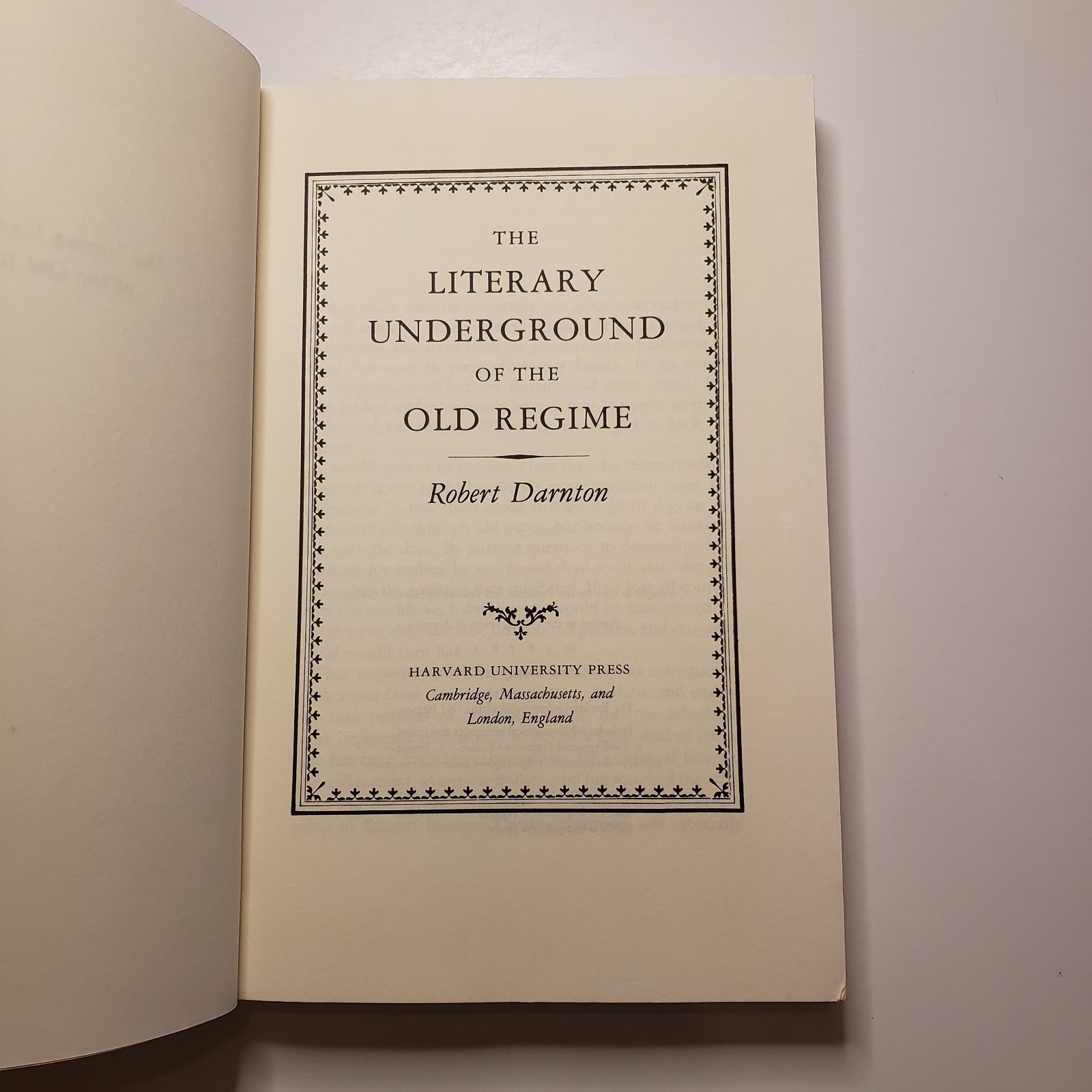 Literary Underground Of The Old Regime Counterculture Spies Robert Darnton Vtg