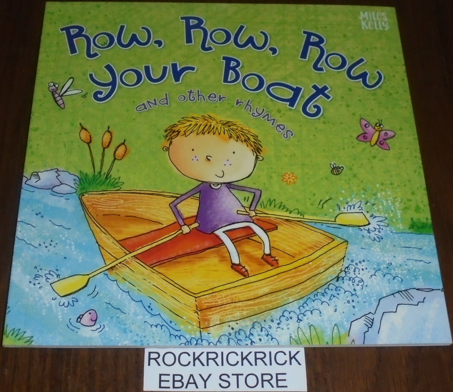 ROW, ROW, ROW YOUR BOAT AND OTHER RHYMES BOOK (17cm X 17cm) 2019 BRAND NEW