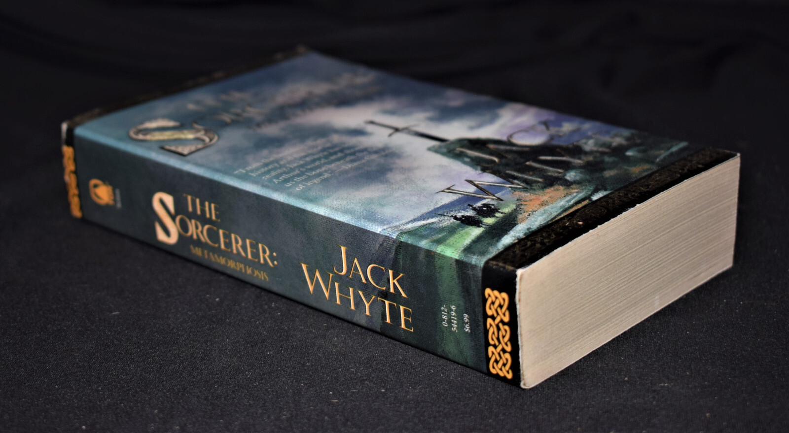 Sorcerer: Metamorphosis by Jack Whyte (c 1999) pages 494 [Camulos Chronicles]~PB
